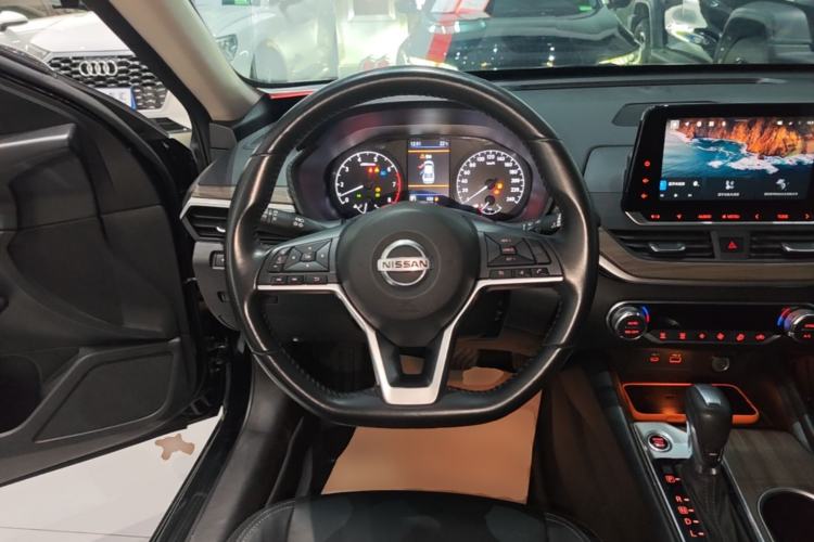 Used Nissan Teana 2021 2.0L XL Comfort Edition Steering Wheel