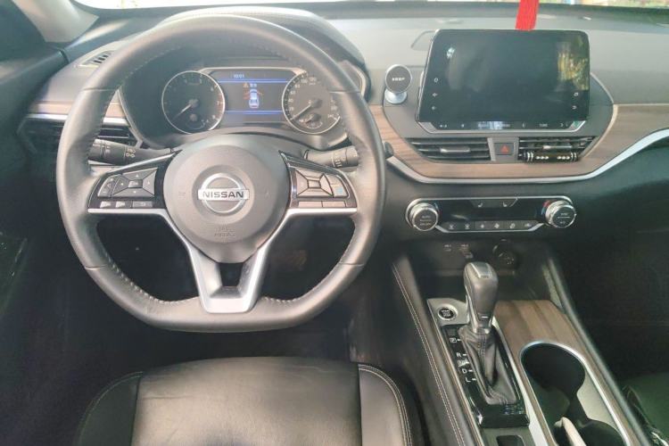 Used Nissan Teana 2021 2.0L XL Upper AD1 Smart Drive & Navigation Edition Steering Wheel