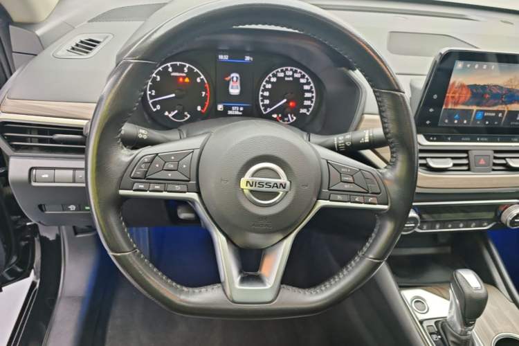 Used Nissan Teana 2021 2.0L XL Comfort Edition Steering Wheel