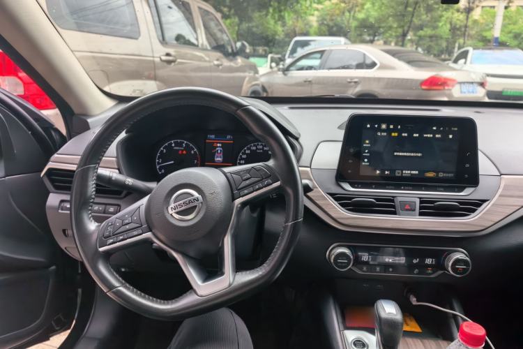Used Nissan Teana 2021 2.0L XL Comfort Edition Steering Wheel