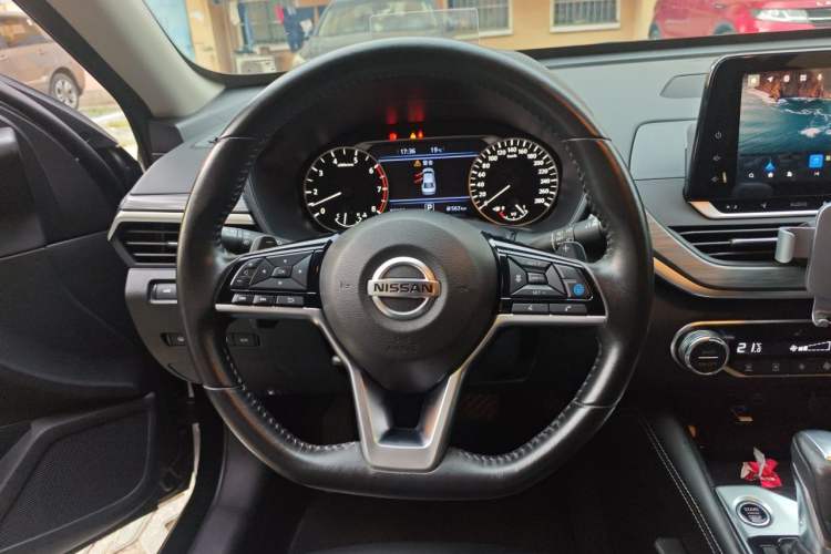 Used Nissan Teana 2021 2.0T XL Upper AD1 Smart Navigation Edition Steering Wheel