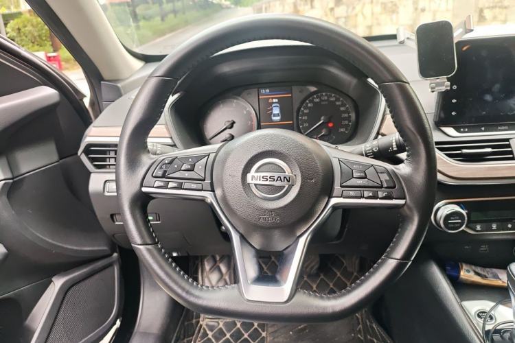 Used Nissan Teana 2021 2.0L XL Comfort Edition Steering Wheel