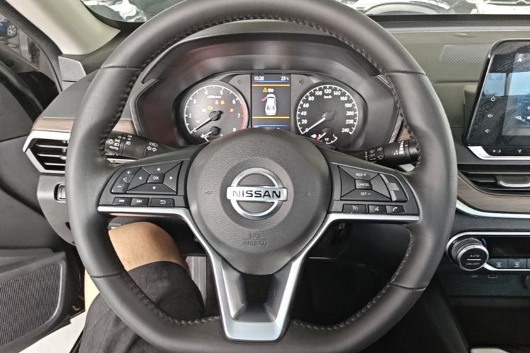 Used Nissan Teana 2021 2.0L XL Comfort Edition Steering Wheel