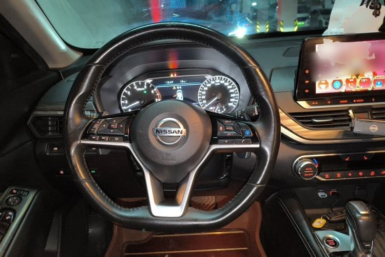 Used Nissan Teana 2021 2.0T XL Upper AD1 Smart Navigation Edition Steering Wheel