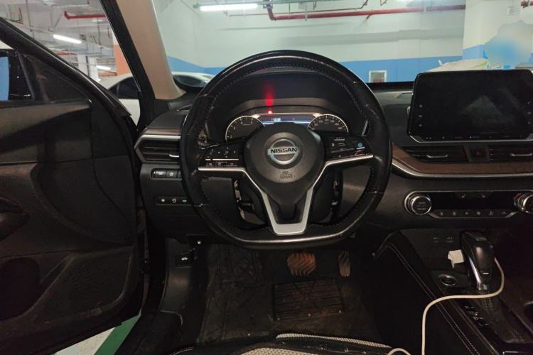 Used Nissan Teana 2021 2.0L XL Upper AD1 Smart Drive & Navigation Edition Steering Wheel