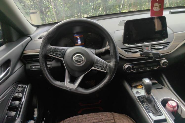 Used Nissan Teana 2021 2.0L XL Comfort Edition Steering Wheel