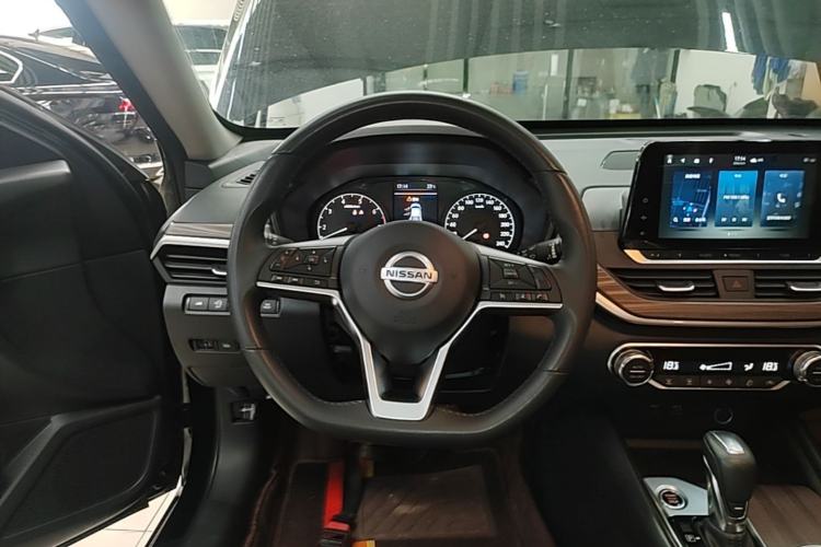 Used Nissan Teana 2021 2.0L XL Comfort Edition Steering Wheel