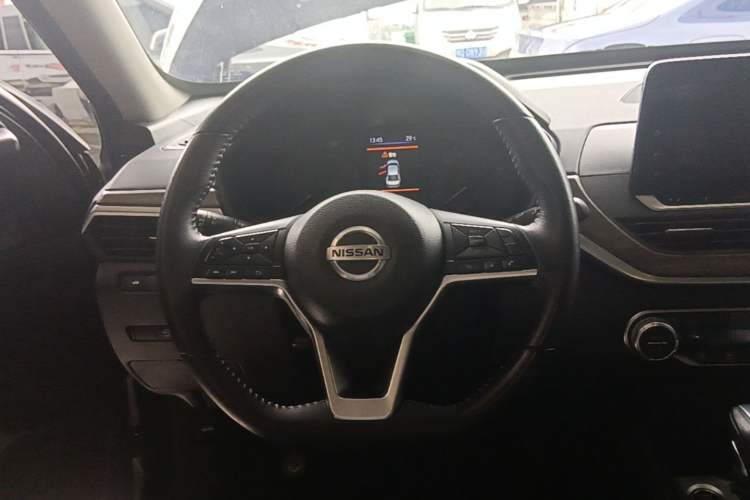 Used Nissan Teana 2021 2.0L XL Comfort Edition Steering Wheel
