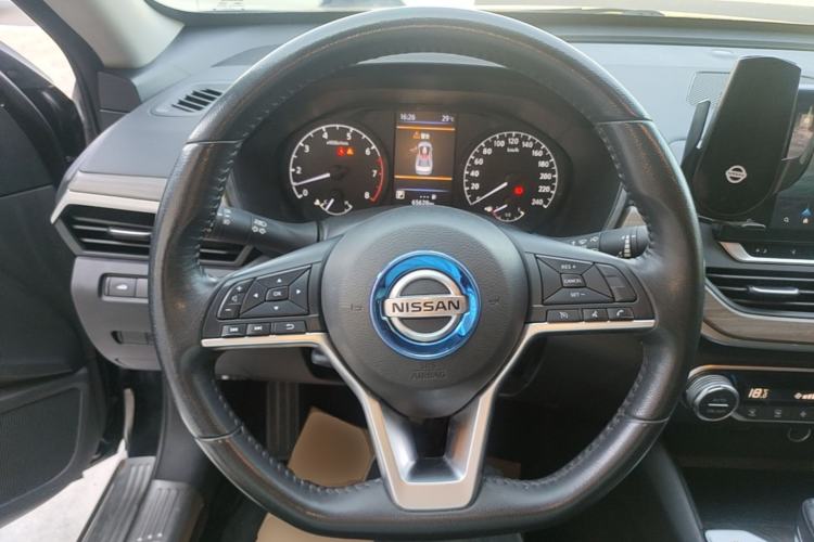 Used Nissan Teana 2021 2.0L XL Comfort Edition Steering Wheel