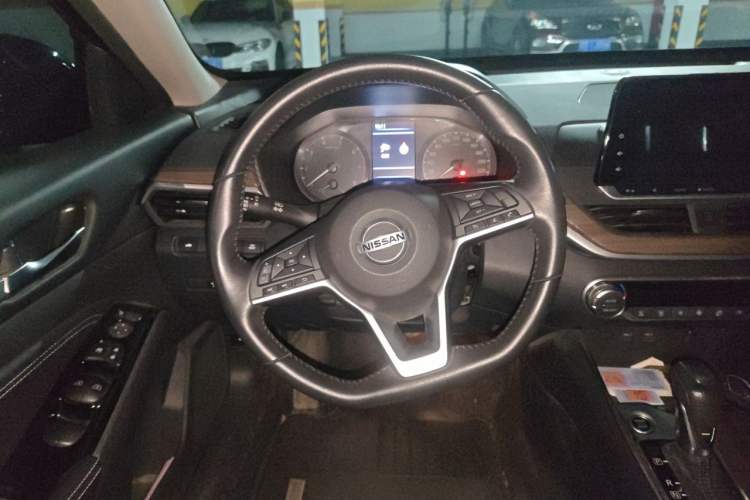 Used Nissan Teana 2021 2.0L XL Comfort Edition Steering Wheel