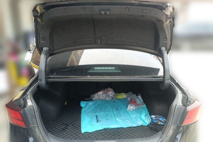 Used Nissan Teana 2021 2.0L XE Fashion Edition Trunk