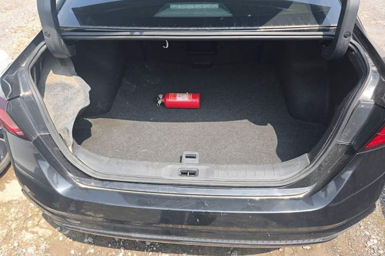 Used Nissan Teana 2021 2.0L XE Exclusive Edition Trunk
