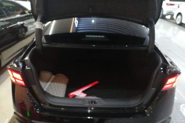 Used Nissan Teana 2021 2.0L XL Comfort Edition Trunk
