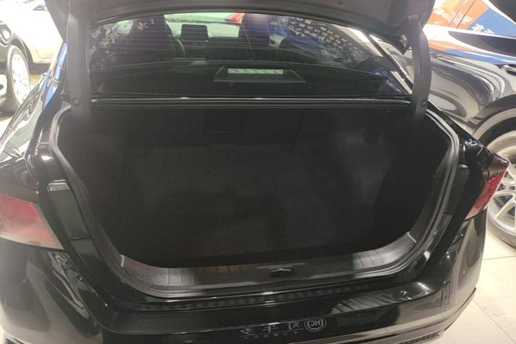 Used Nissan Teana 2021 2.0T XL Smart Upgrade Edition Trunk
