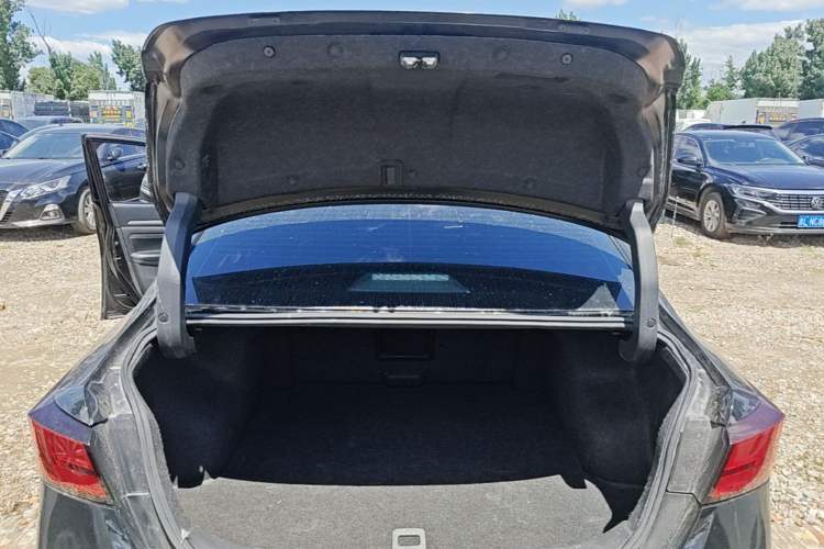 Used Nissan Teana 2021 2.0L XE Exclusive Edition Trunk