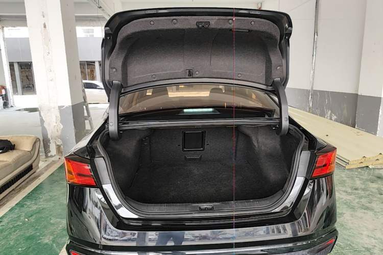 Used Nissan Teana 2021 2.0L XE Fashion Edition Trunk