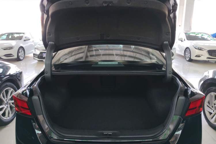 Used Nissan Teana 2021 2.0L XL Comfort Edition Trunk