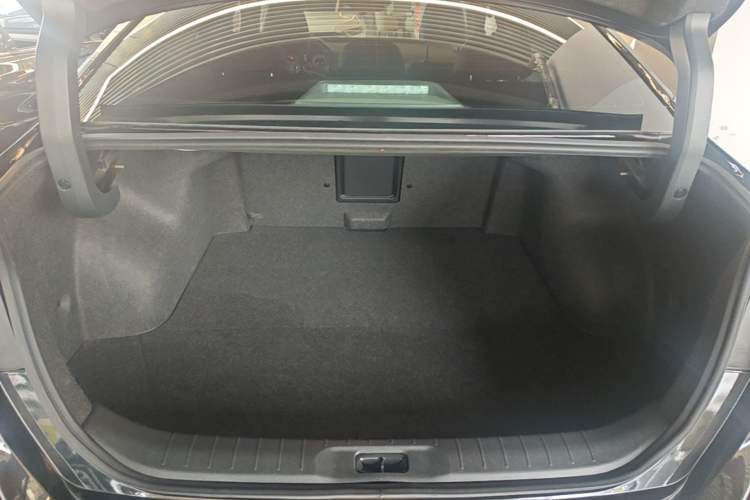 Used Nissan Teana 2021 2.0L XL Comfort Edition Trunk