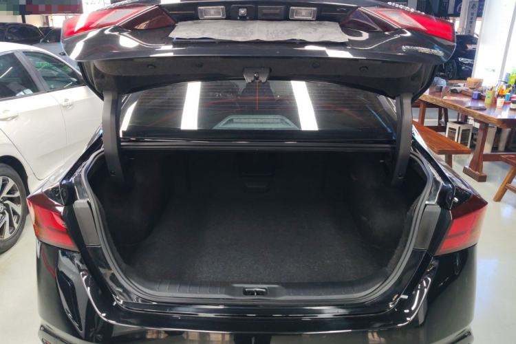 Used Nissan Teana 2021 2.0L XL Comfort Edition Trunk