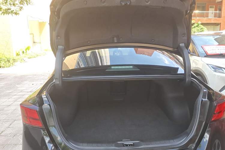Used Nissan Teana 2021 2.0L XL Comfort Edition Trunk