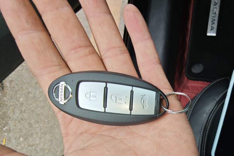 Used Nissan Teana 2021 2.0L XL Upper AD1 Smart Drive & Navigation Edition Vehicle Key