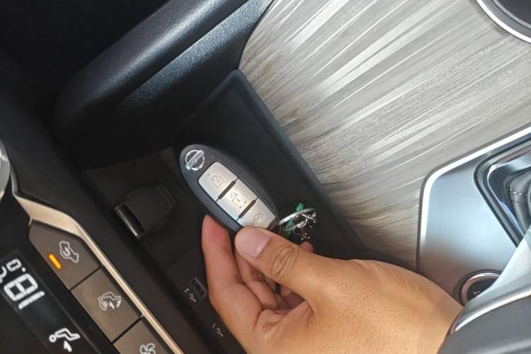 Used Nissan Teana 2021 2.0L XL Comfort Edition Vehicle Key