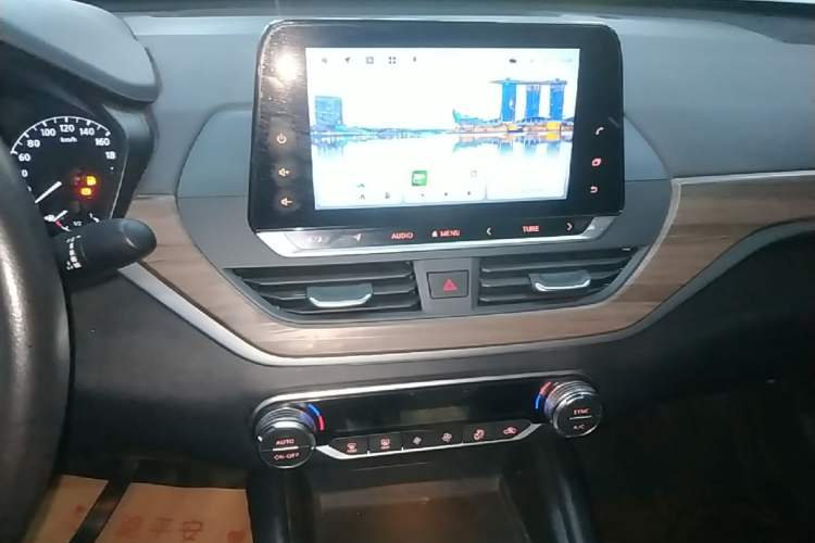 Used Nissan Teana 2021 2.0L XL Comfort Edition Audio And AC Panel
