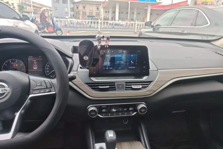 Used Nissan Teana 2021 2.0L XL Comfort Edition Audio And AC Panel