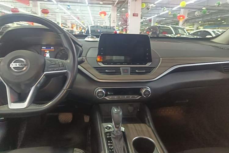 Used Nissan Teana 2021 2.0L XL Comfort Edition Audio And AC Panel
