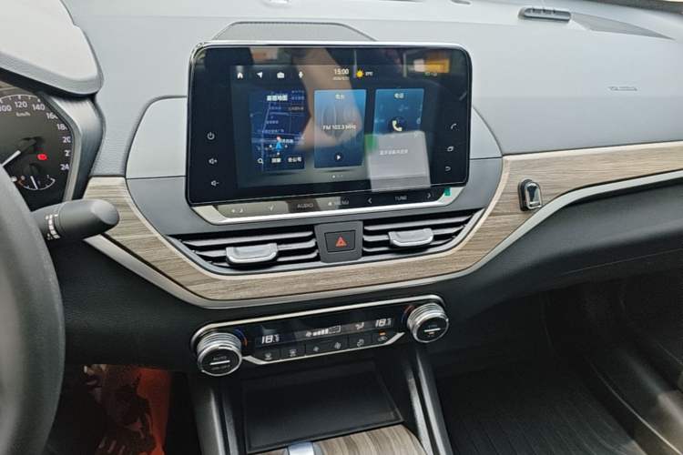 Used Nissan Teana 2021 2.0L XL Comfort Edition Audio And AC Panel