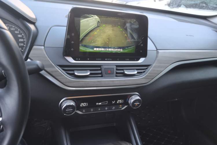 Used Nissan Teana 2021 2.0L XL Comfort Edition Audio And AC Panel