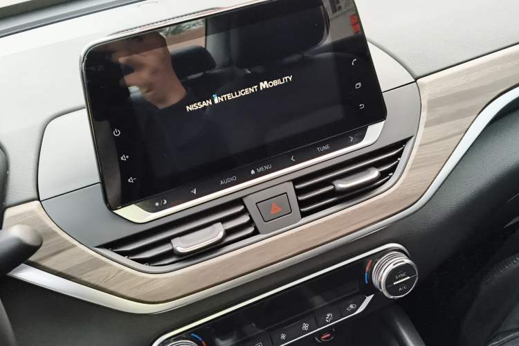 Used Nissan Teana 2021 2.0L XL Comfort Edition Audio And AC Panel