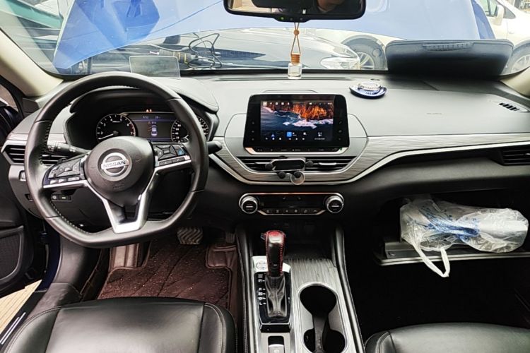 Used Nissan Teana 2021 2.0T XL Upper AD1 Smart Navigation Edition Center Console