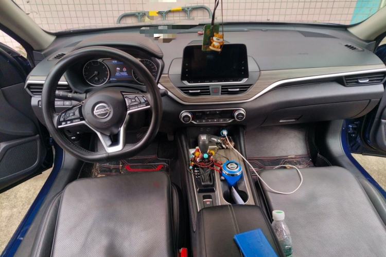 Used Nissan Teana 2021 2.0L XL Upper AD1 Smart Drive & Navigation Edition Center Console