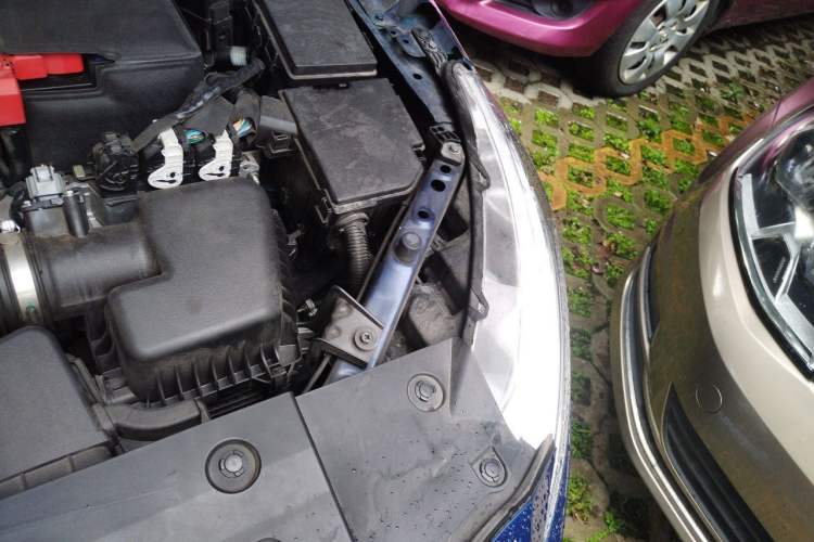 Used Nissan Teana 2021 2.0L XL Comfort Edition Engine Bay Left