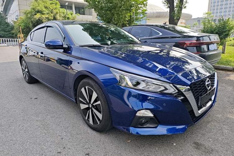 Used Nissan Teana 2021 2.0L XL Comfort Edition Front Right 45 Deg