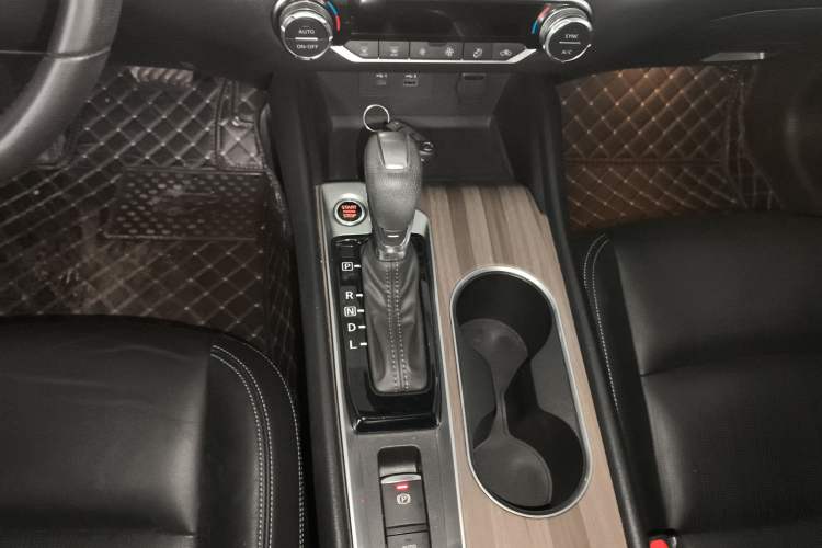 Used Nissan Teana 2021 2.0L XL Comfort Edition Gear Lever