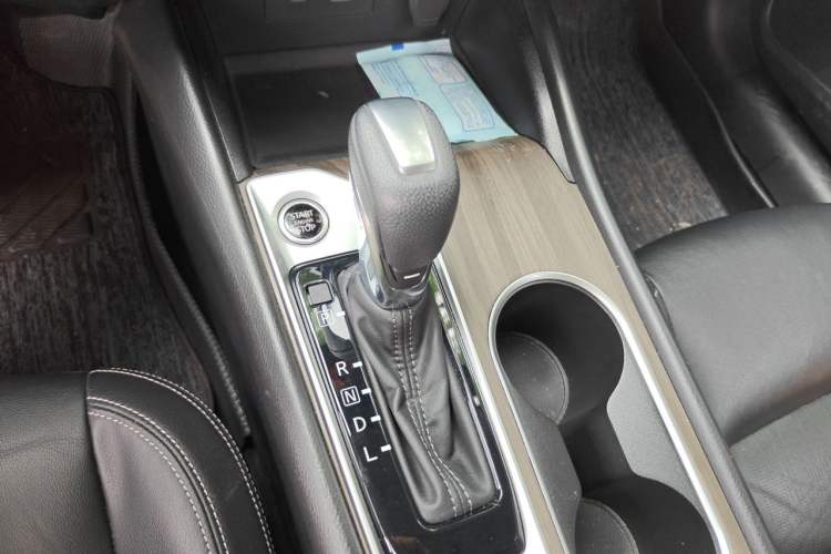 Used Nissan Teana 2021 2.0L XL Comfort Edition Gear Lever