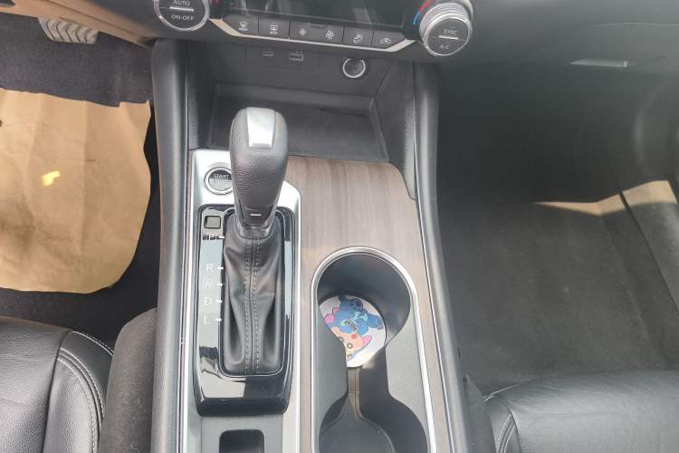 Used Nissan Teana 2021 2.0L XL Comfort Edition Gear Lever