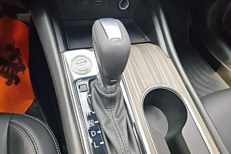 Used Nissan Teana 2021 2.0L XL Comfort Edition Gear Lever