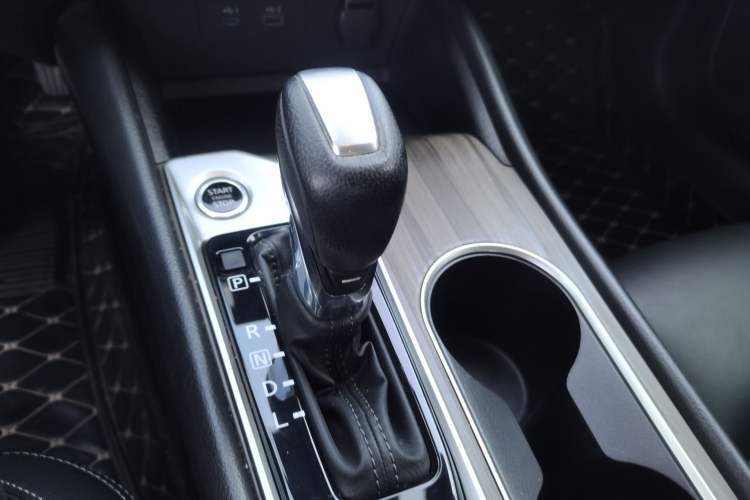 Used Nissan Teana 2021 2.0L XL Comfort Edition Gear Lever