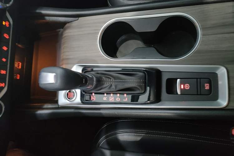 Used Nissan Teana 2021 2.0L XL Comfort Edition Gear Lever
