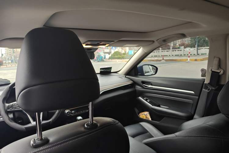 Used Nissan Teana 2021 2.0L XL Comfort Edition Headliner