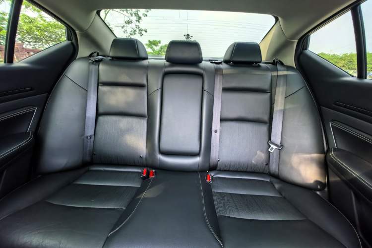 Used Nissan Teana 2021 2.0L XL Comfort Edition Interior 10