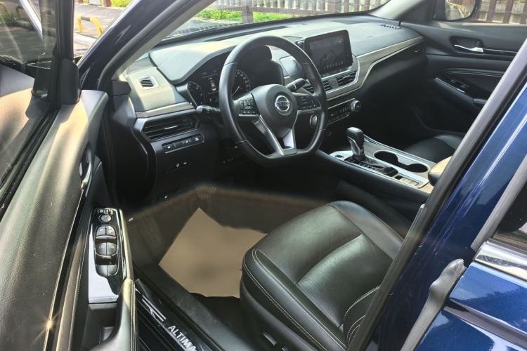 Used Nissan Teana 2021 2.0L XL Comfort Edition Interior 2