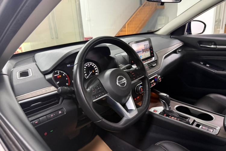 Used Nissan Teana 2021 2.0L XL Comfort Edition Interior 3