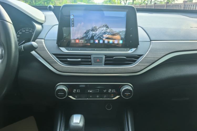 Used Nissan Teana 2021 2.0L XL Comfort Edition Interior 7