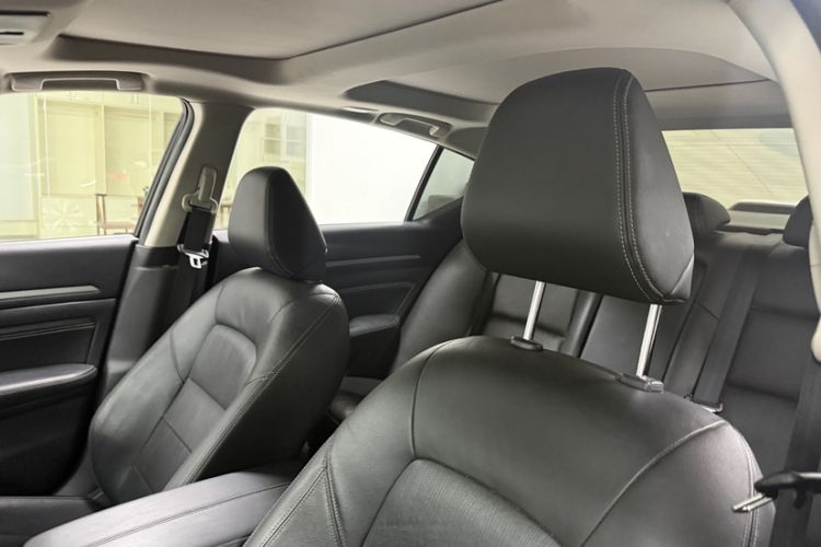 Used Nissan Teana 2021 2.0L XL Comfort Edition Interior 9