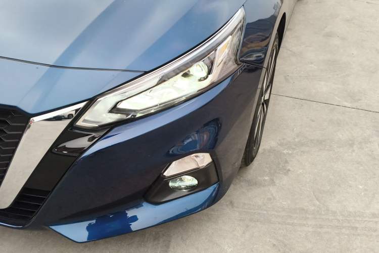 Used Nissan Teana 2021 2.0L XL Comfort Edition Left Front Headlight
