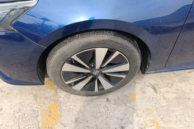 Used Nissan Teana 2021 2.0L XL Upper AD1 Smart Drive & Navigation Edition Left Front Wheel Hub